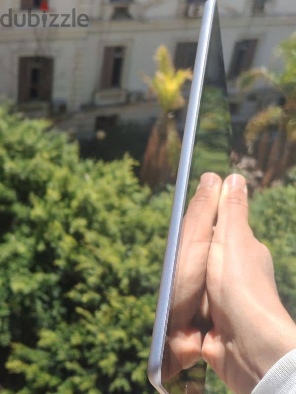 IPad 6th generation 128gb WIfi+Sim 2