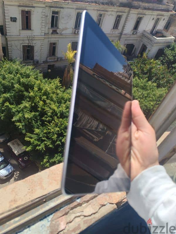 IPad 6th generation 128gb WIfi+Sim 10
