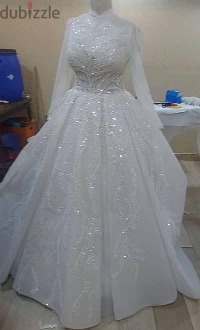 wedding dress