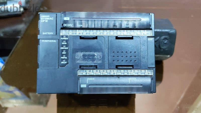 PLC Siemens Delta omron LS 7