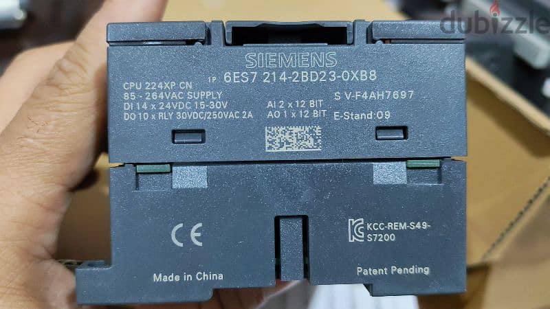 PLC Siemens Delta omron LS 3