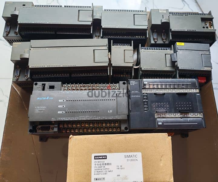 PLC Siemens Delta omron LS 9