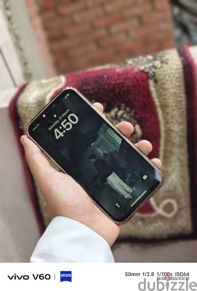 للبيع او البدل ايفون ١٢ برو بكرتونته