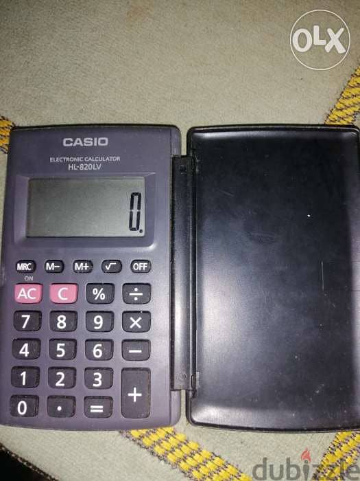 آلة حاسبة جيب Casio قديمة جدا جدا 0