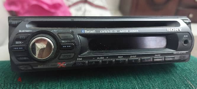 للبيع كاسيت سيارة Sony موديل MEX-BT2500 الغني عن التعريف