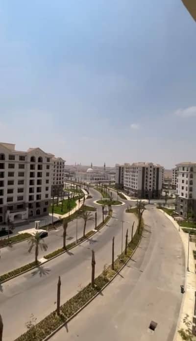 شقة لقطة ريسيل للبيع متشطبة بالكامل واستلام فوري في كمبوند سيليا بالعاصمة الإدارية الجديدة،