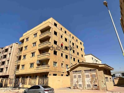 شقة استلام فوري 150 م تاني نمرة من شارع النوادي