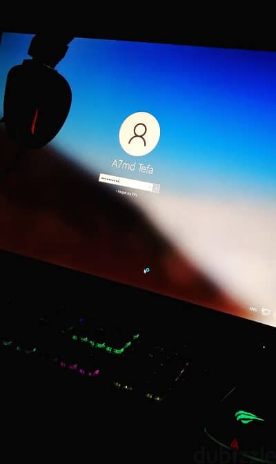 شاشة كمبيوتر HP