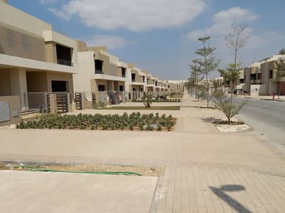 Standalone Villa For Sale, 4 bedrooms Prime Location with Installments in Palm Hills The Crown - 6th of October