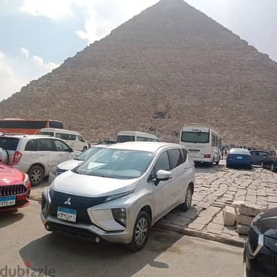 ايجار سيارة بالسائق