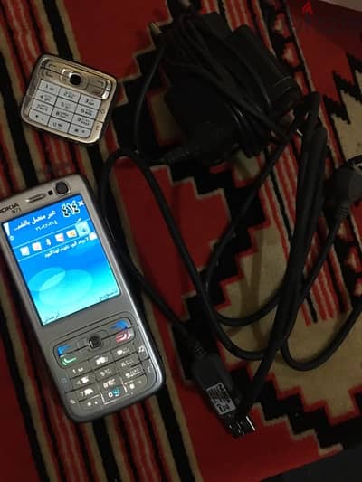 فلندي ميوزك N73 معاها شاحن وكابل