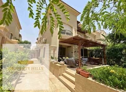 Ready-to-move-in villa in a prime location by La Vista, near the British University.
