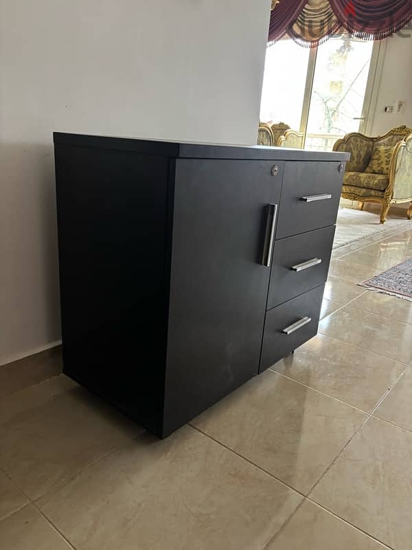 Modern Black Storage Cabinet – Excellent Condition 1