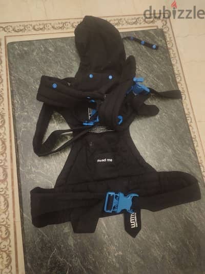 حامل للبابي