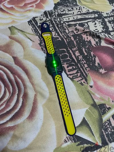 ساعه Amazfit اصليه مستعمله بحاله جيده