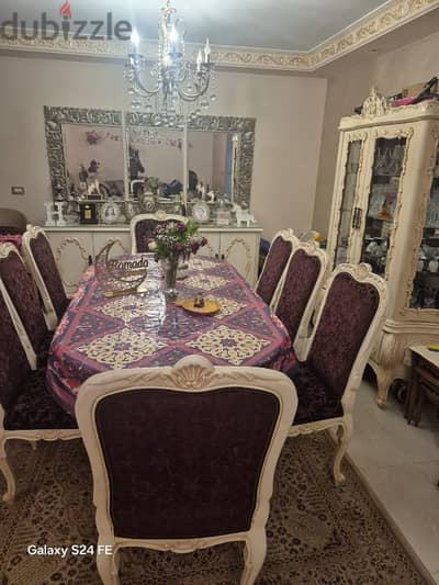 غرفة سفرة خشب زان احمر رومانى للبيع