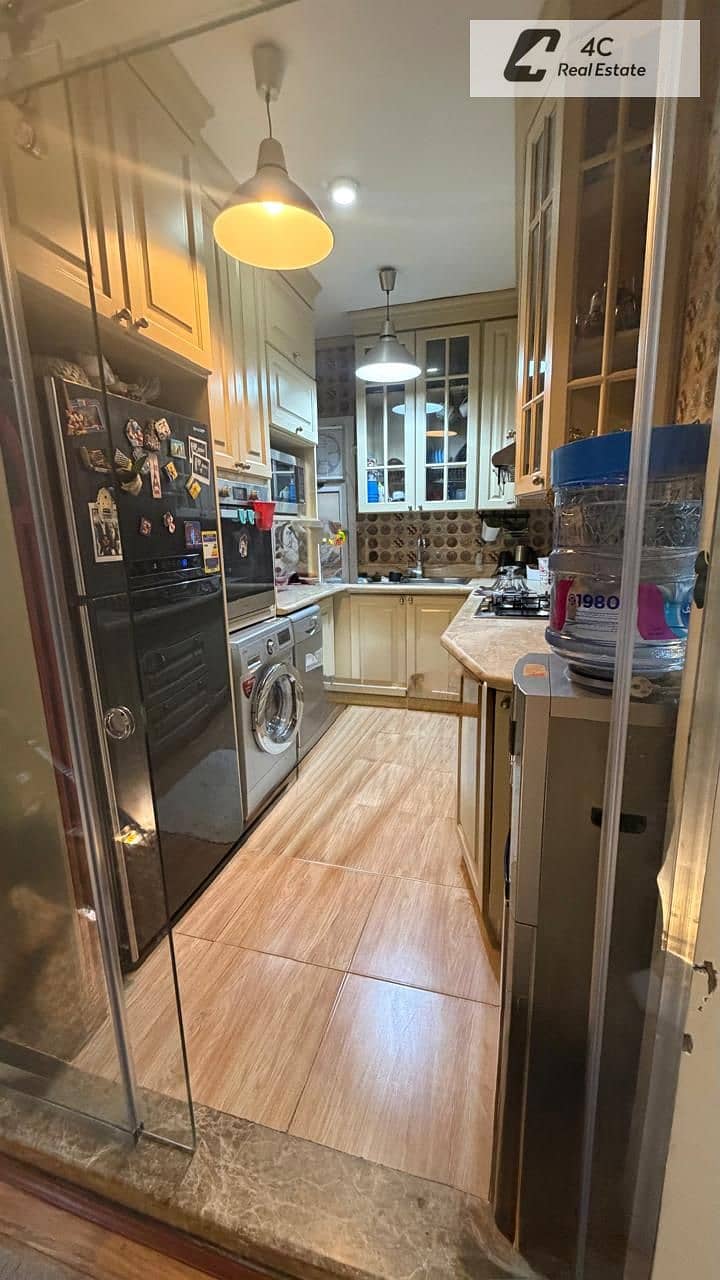 2 BR Apartment in Mountain View Hyde Park, photo 6 of 12