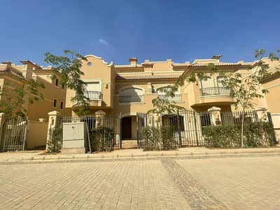 Twin house 311m² at the price of an apartment (resale) in Patio Oro La Vista - ready to move in and view - best location in Patio Oro