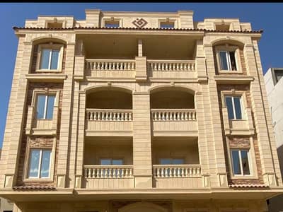القطعة G 207   القطعة ع شارع و ناصية ممر    داخله صريحة من طلعت حرب و جمال عبدالناصر و قرب الخدمات ودقايق من شارع 90 جنوبي و  مسجد فاطمة الشرب