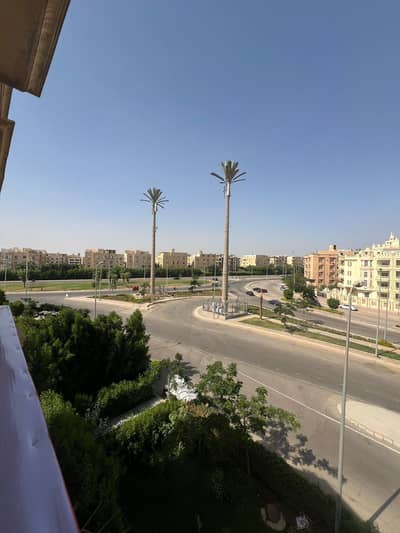 بنتهاوس للبيع في الحي السادس عشر – الشيخ زايد    على المحور الرئيسي مباشرة | أمام بيفرلي هيلز | مساحة إجمالية 369م
