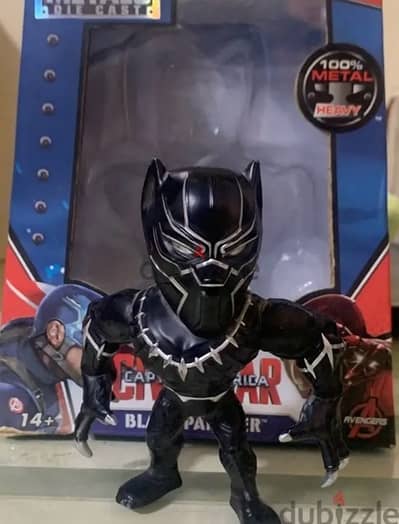 metal marvel black panther figure /مجسم بلاك بانثر حديدي أصلي من مارفل