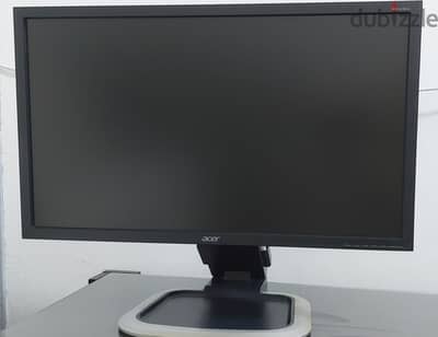 شاشة Acer 24 بوصة Full HD بحالة ممتازة + حامل حائط هدية