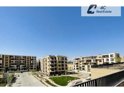 شقة استلام فوري برايم لوكيشن للبيع 170 م 3 غرف نوم في كمبوند تاج سيتي نيو كايرو in Taj City New Cairo