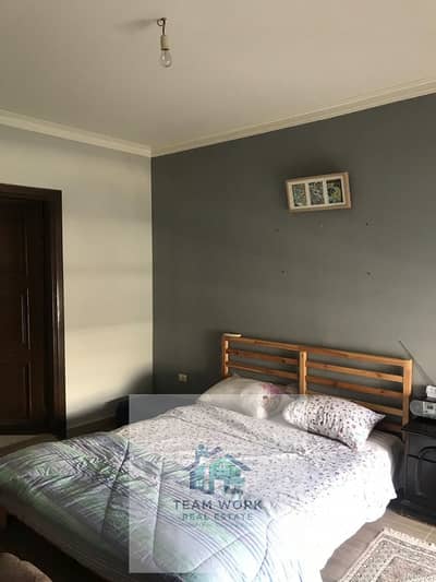 Penthouse for sale at a bargain price in Zayed Dunes Compound, next to the American School. Super deluxe, prime location.
