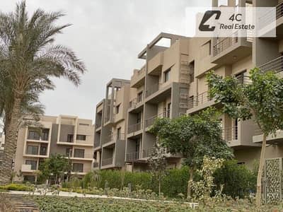 بنتهاوس متشطب بالكامل و بالتكييفات - استلام فوري في كمبوند فيفث سكوير Fifth square new cairo ، المراسم، التجمع الخامس موقع مميز - فيو لاند سكيب