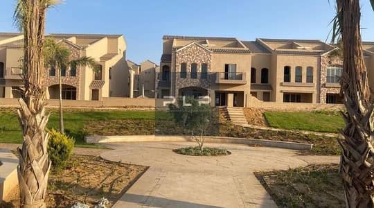 تاون هاوس ريسيل للبيع في كمبوند جرين سكوير جاهز للاستلام الفوري  اوبن فيو باقل سعر ف السوق