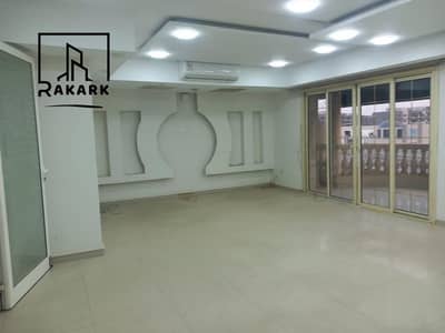 مقر إداري للإيجار في شيراتون المطار في الملتقي العربي 340م رخصة إداري