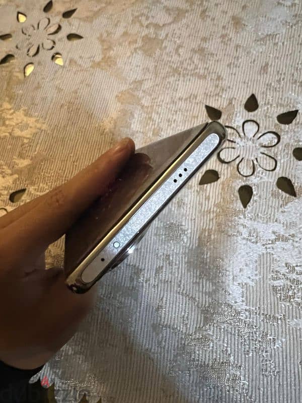 oppo reno 11 pro 5