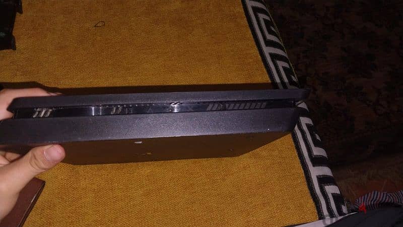 PS4 slim 1tb 1