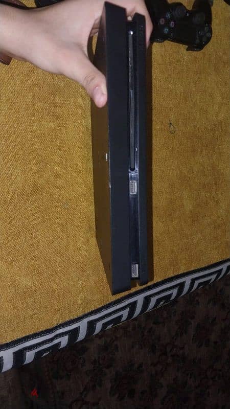 PS4 slim 1tb 6