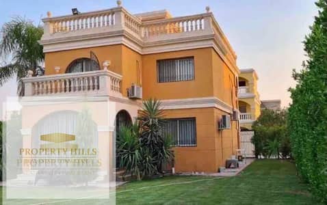 بسعر قديم فيلا استلام فوري ستاندالون فيو علي مسبح مساحه كبيره خلف المركز الطبي و جنب مدينتي كومبوند ستيلا