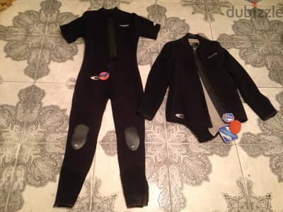 بيع بدلة غوص ماركة Northern diver من delta flex مقاس Larg سمكها ٦ ملل