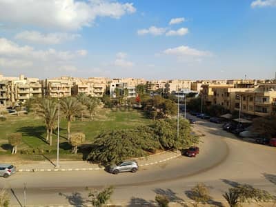 شقة للبيع في El Banafseg 1 – 230 م أمام الرحاب فيو حديقة موقع البنفسج