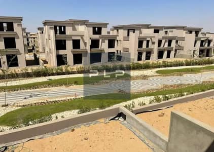 فيلا ريسيل مستقله للبيع في كمبوند لافيستا سيتي موقع مميز جاهزه ع السكن Lavista City