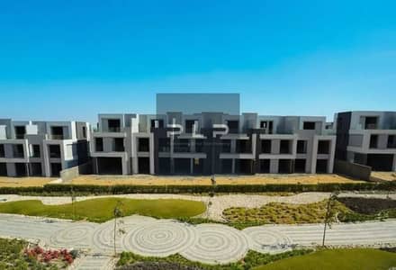 فيلا تاون هاوس كورنر للبيع في لافيستا سيتي استلام فوري بسعر محروق lavista City