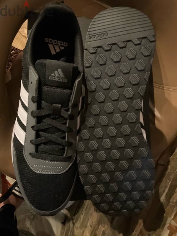 Original adidas shoes size 44 2/3 6