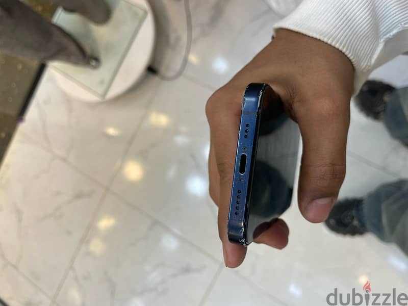 Iphone 12 ايفون للبدل 5