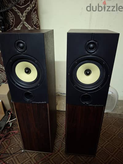 Wharfedal 8.3 Speakers stereo Hi Fi