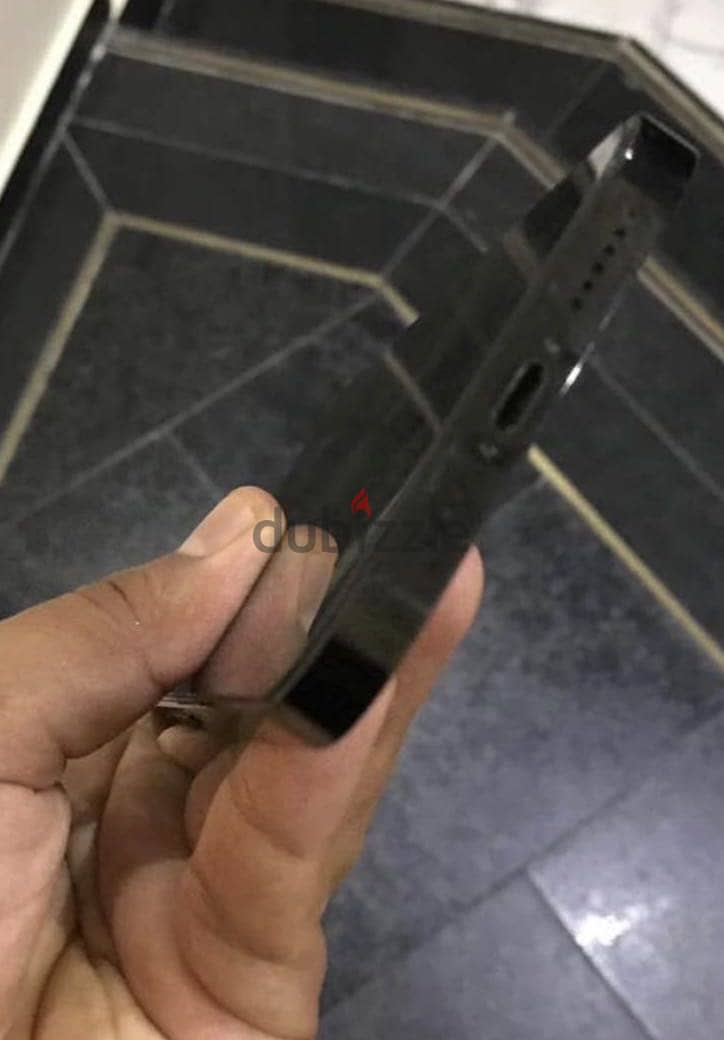 ايفون iPhone 1
