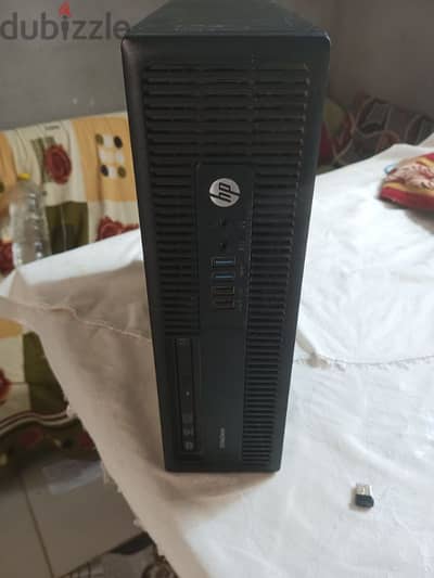 كمبيوتر كامل (كيسه hp+ شاشه Fujitsu Siemens)