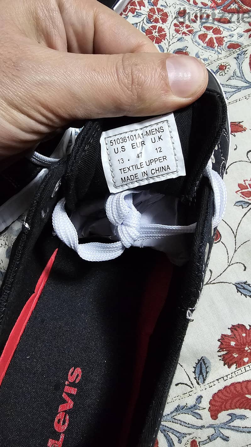 Levi's sneakers 2