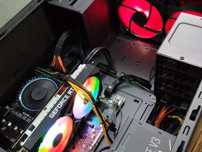 للبيع جهاز كمبيوتر استعمال بسيط Gaming RGB-RTX3050