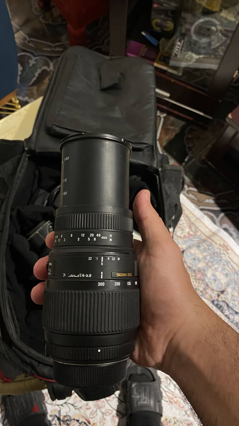 نيكون D300 4