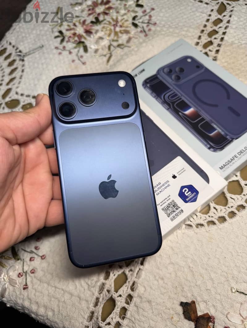 Iphone 17 pro max 256 - ايفون ١٧ برو ماكس ٢٥٦ معفى ضريبة 1