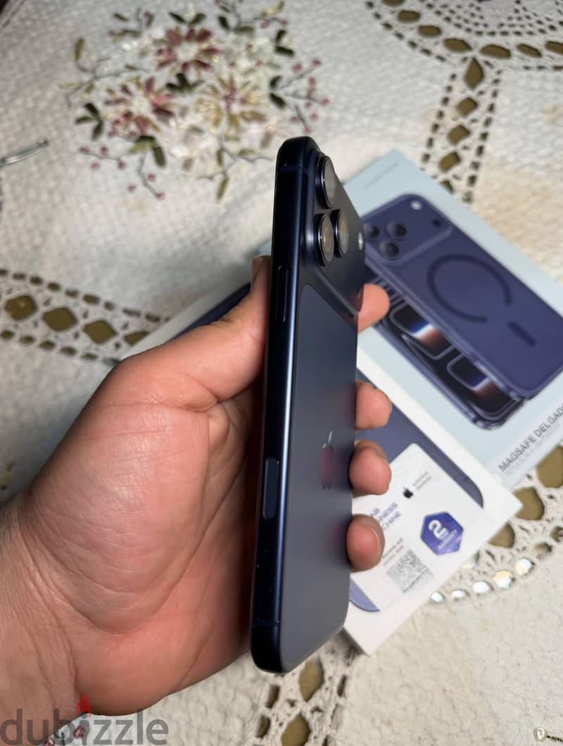 Iphone 17 pro max 256 - ايفون ١٧ برو ماكس ٢٥٦ معفى ضريبة 4