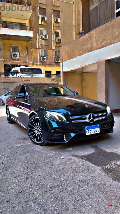 إيجار مرسيدس بالسائق 12 ساعة | خدمة VIP لرجال الأعمال